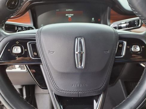 Used 2022 Lincoln Aviator Reserve w/ Equipment Group 201A image 18