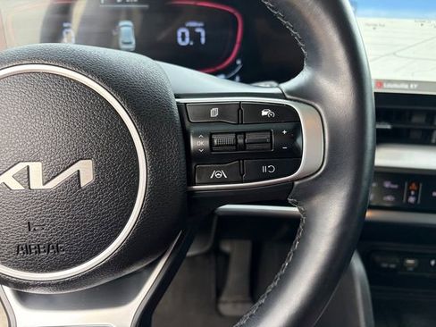 Used 2023 Kia Sportage EX image 10