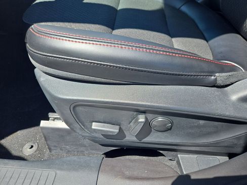 Used 2024 Ford Escape ST-Line w/ Tech Pack #1 AWD/4WD image 12
