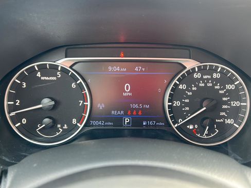 Used 2024 Nissan Altima 2.5 SR FWD image 8