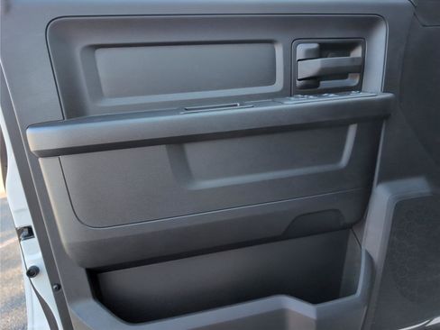 New 2026 RAM 2500 Tradesman AWD/4WD image 11