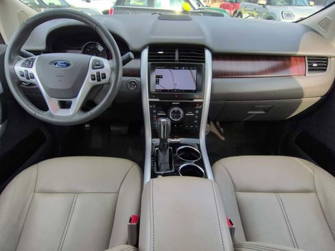Used 2013 Ford Edge Limited w/ Driver Entry Pkg image 16