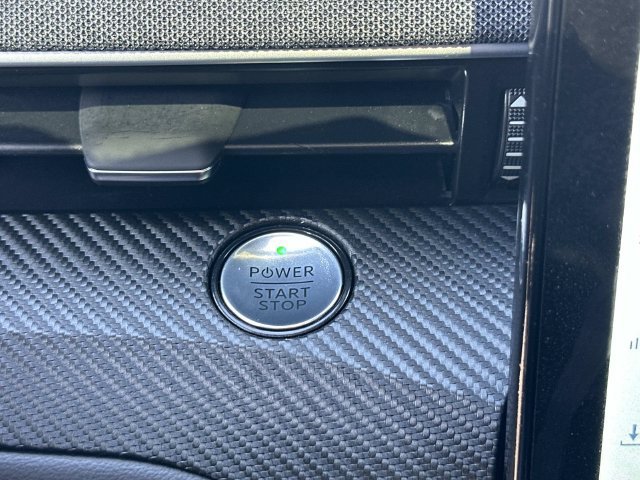 Used 2023 Ford Mustang Mach-E Premium RWD image 16