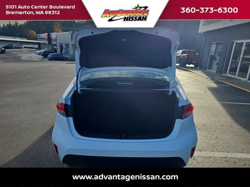 Used 2024 Toyota Corolla LE image 20