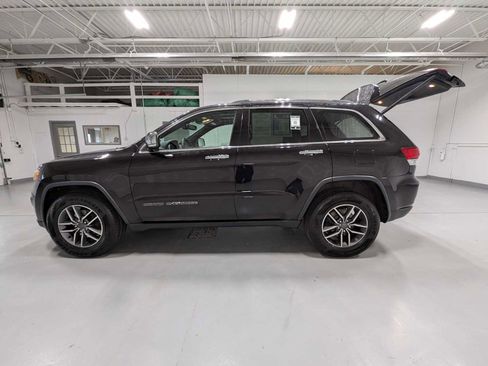 Used 2020 Jeep Grand Cherokee Limited image 12