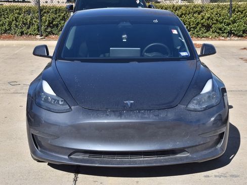 Used 2021 Tesla Model 3 Standard Range Plus image 3