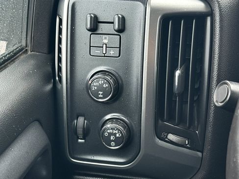Used 2015 Chevrolet Silverado 1500 LT w/ All Star Edition AWD/4WD image 26