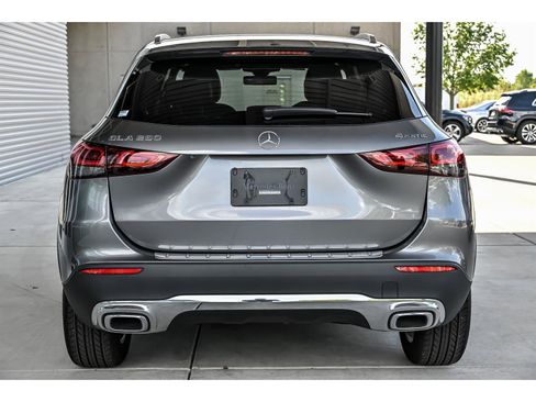 Certified 2021 Mercedes-Benz GLA 250 4MATIC image 7