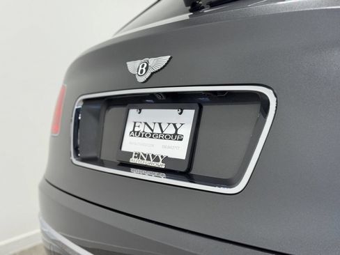 Used 2018 Bentley Bentayga Activity AWD/4WD image 40