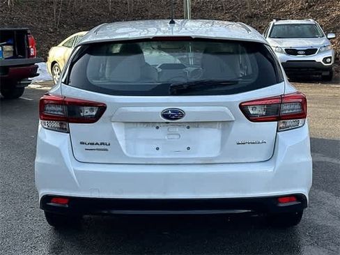 Certified 2022 Subaru Impreza 2.0i image 4