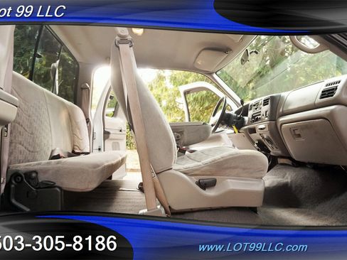 Used 2000 Ford F350 XLT image 17