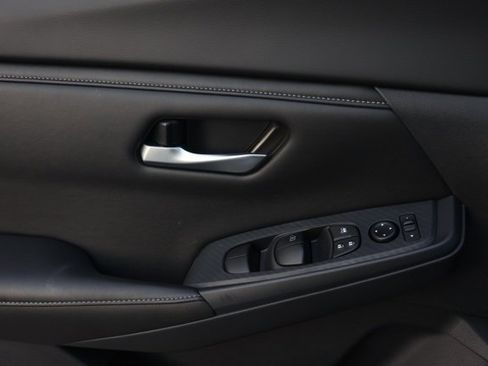 New 2025 Nissan Sentra SV image 23