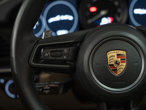 Used 2023 Porsche 911 Carrera 4S image 35