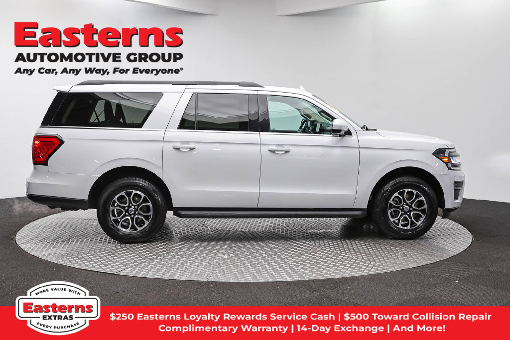 Used 2024 Ford Expedition Max XLT RWD image 5
