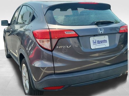 Used 2016 Honda HR-V LX image 11