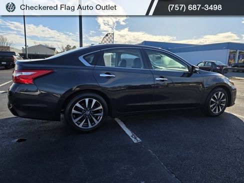 Used 2016 Nissan Altima 2.5 SL w/ 2.5 Technology w/LED Package image 8
