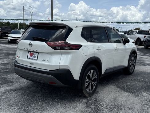 Used 2021 Nissan Rogue SV AWD/4WD image 7