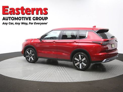 Used 2025 Mitsubishi Outlander SE FWD image 62