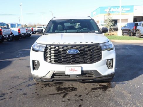 New 2026 Ford Explorer ST-Line RWD image 10