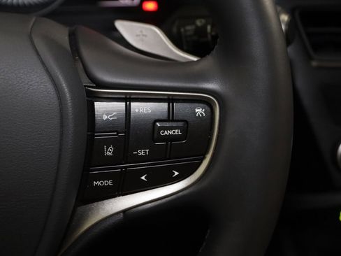 Used 2025 Lexus ES 300h F Sport w/ Accessory Package (Z1) image 36