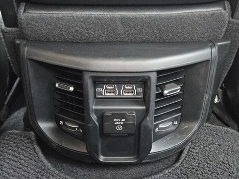 Used 2021 RAM 2500 Laramie AWD/4WD image 28