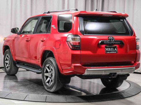 Used 2023 Toyota 4Runner TRD Off-Road Premium w/ Moonroof Package AWD/4WD image 2