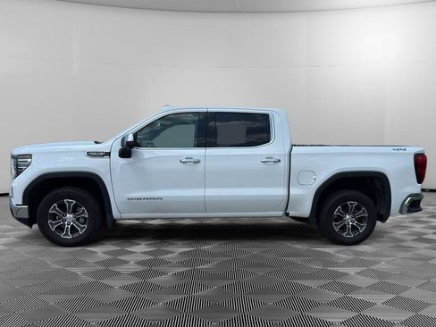 Used 2026 GMC Sierra 1500 SLT AWD/4WD image 2