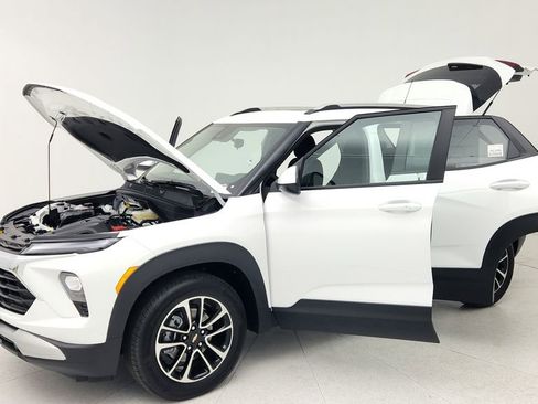 New 2026 Chevrolet TrailBlazer LT w/ LT Cold Weather Package image 11