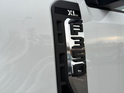 Used 2024 Ford F350 XL image 16