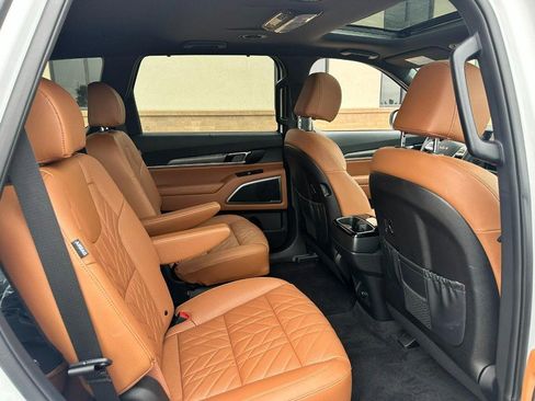 Used 2025 Kia Telluride EX X-Line AWD/4WD image 12