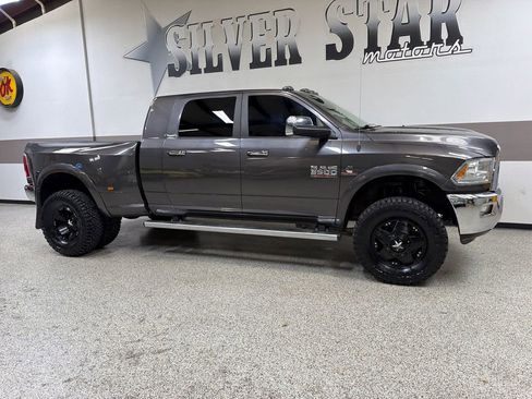 Used 2014 RAM 3500 Laramie w/ Convenience Group AWD/4WD image 33