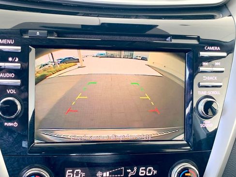 Used 2020 Nissan Murano SV image 35