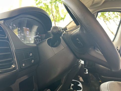 Used 2025 RAM ProMaster 2500 w/ Convenience Group FWD image 35