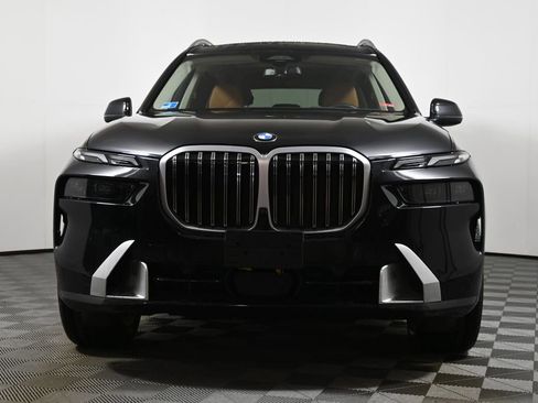 Certified 2023 BMW X7 xDrive40i w/ Premium Package image 10