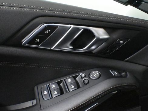 Used 2026 BMW X5 xDrive50e w/ M Sport Package image 32