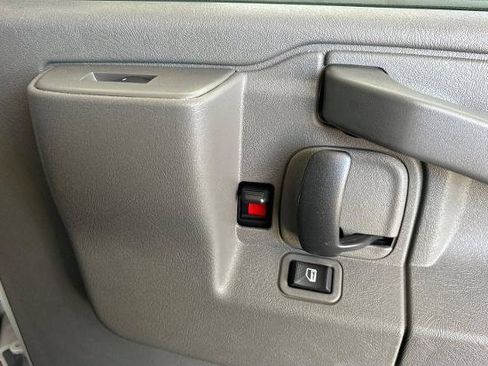 New 2026 Chevrolet Express 2500 w/ Driver Convenience Package RWD image 20