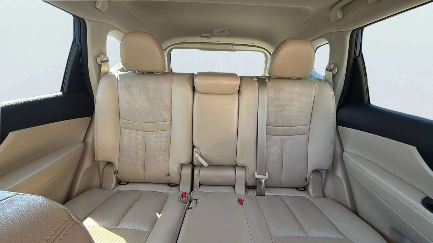 Used 2020 Nissan Rogue SL w/ Premium Package AWD/4WD image 10