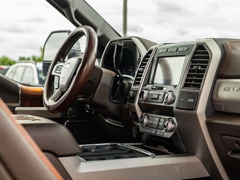 Used 2020 Ford F450 King Ranch w/ King Ranch Ultimate Package AWD/4WD image 14