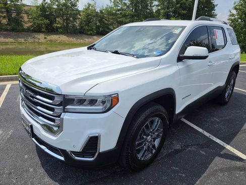Used 2022 GMC Acadia SLE w/ Driver Convenience Package AWD/4WD image 3
