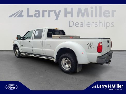 Used 2015 Ford F350 Lariat w/ Lariat Ultimate Package image 3
