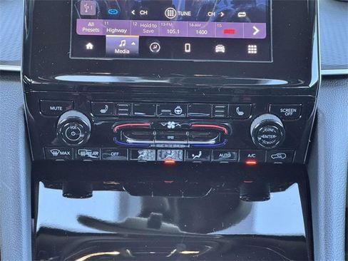 New 2025 Jeep Grand Cherokee L Altitude image 5