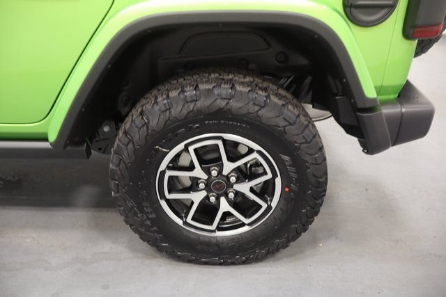 New 2026 Jeep Wrangler Unlimited Rubicon w/ Technology Group AWD/4WD image 25