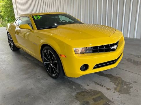 Used 2013 Chevrolet Camaro LS RWD image 20
