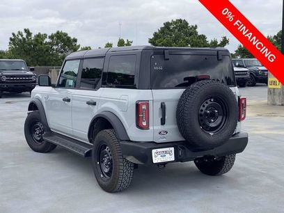 New 2026 Ford Bronco Outer Banks