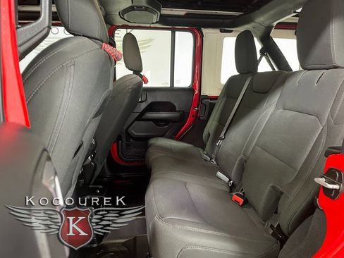 Used 2020 Jeep Wrangler Unlimited Sahara w/ Uconnect 4C Nav & Sound Group image 19