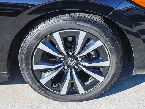 Certified 2024 Honda Civic EX image 11