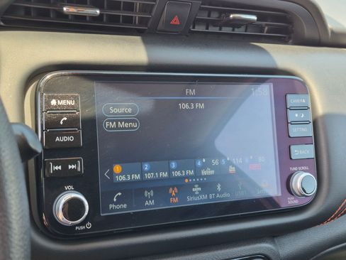 Used 2024 Nissan Kicks SR w/ SR Premium Package FWD image 22