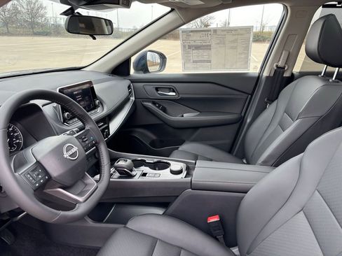 New 2026 Nissan Rogue SV w/ SV Premium Package image 23