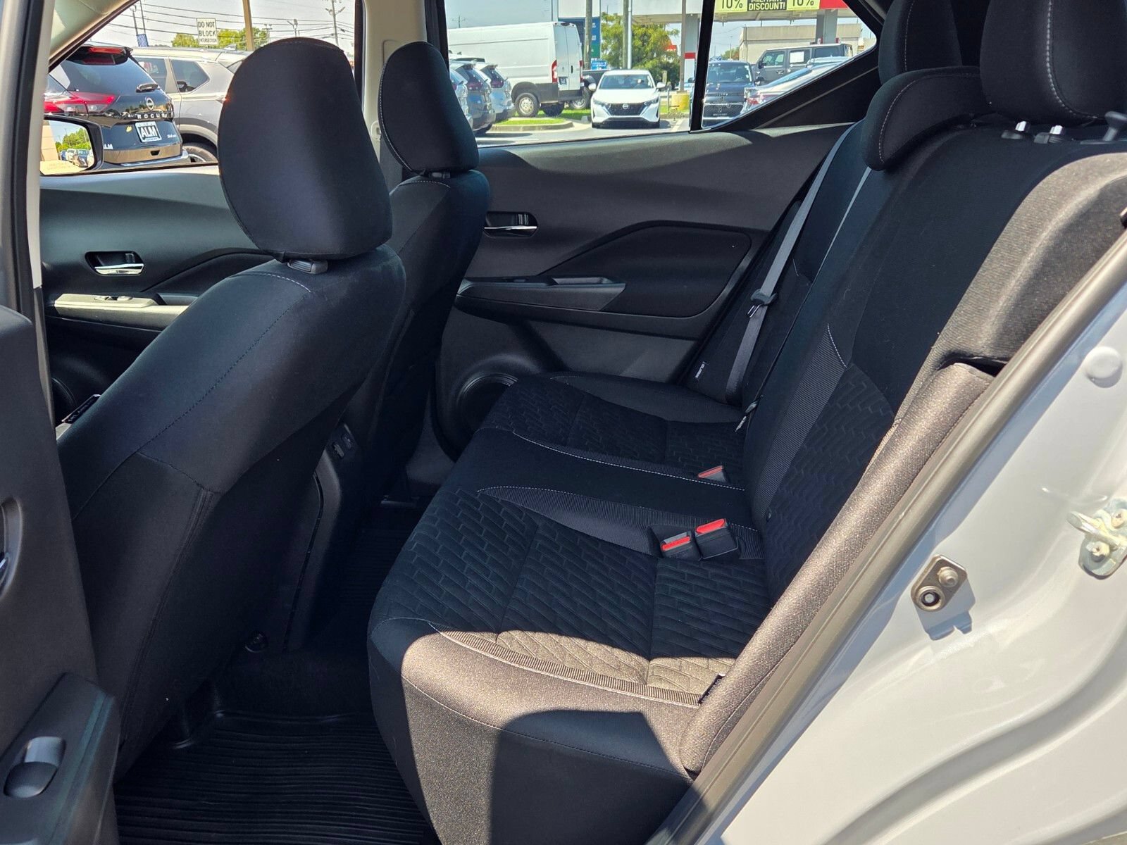 Used 2024 Nissan Kicks SV FWD image 6