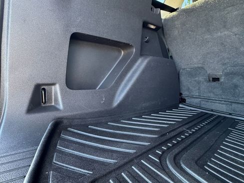 Used 2019 Ford Escape SEL AWD/4WD image 11